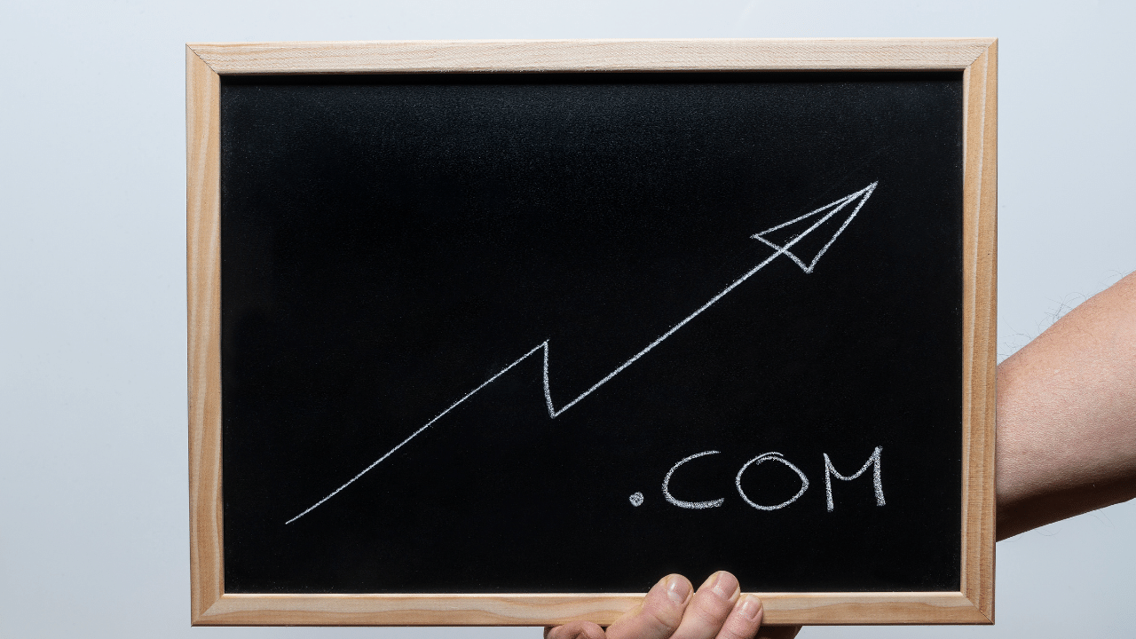 Perbedaan Domain .COM dan .NET yang Harus Anda Ketahui