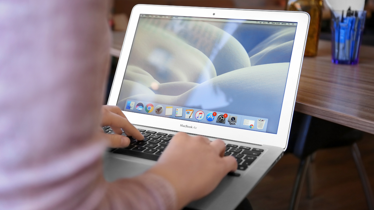 How to Copy and Paste Pictures on Macbook Air How to Copy and Paste Pictures on Macbook Air