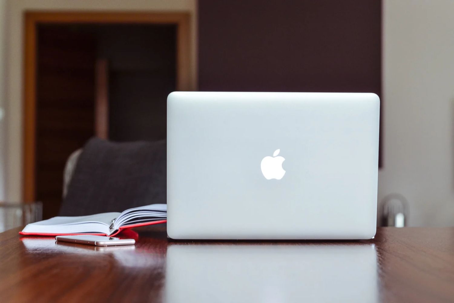 How to Copy and Paste on a Macbook Pro How to Copy and Paste on a Macbook Pro